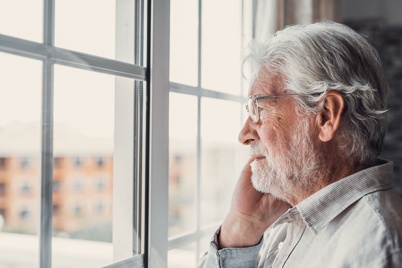 La soledad no deseada aumenta entre los mayores: "Tenemos que garantizar su participación social"