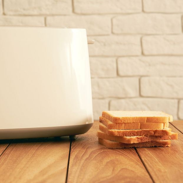 ¿Cómo limpiar la tostadora por dentro de forma sencilla? Foto: Bigstock
