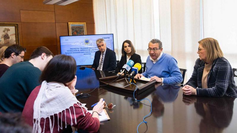 Benidorm prueba un innovador proyecto de teleasistencia no invasiva con inteligencia artificial. Foto: Ayuntamiento de Benidorm