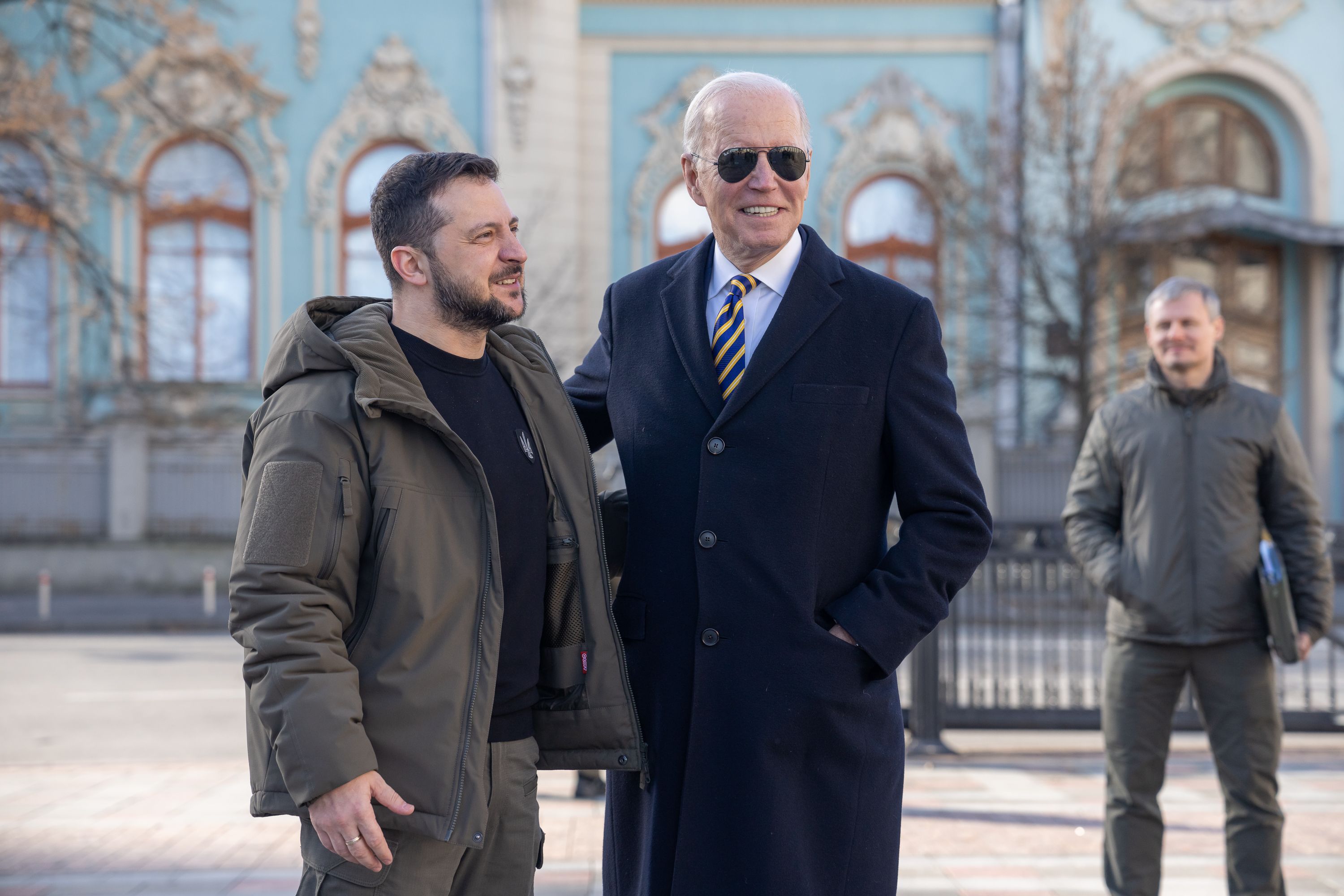 Biden visita por sorpresa Kiev: "Un año después, Ucrania está en pie"