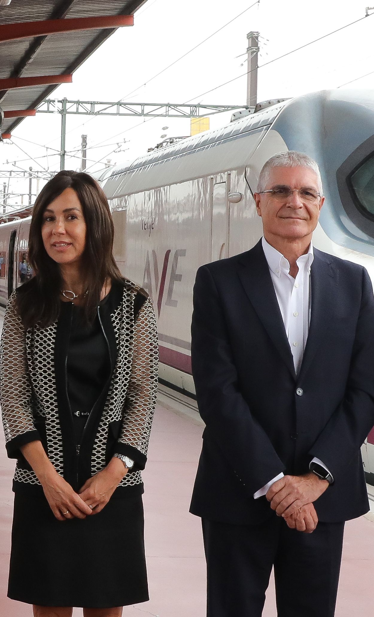 Escándalo de los trenes: dimiten la secretaria de Estado de Transportes y el presidente de Renfe