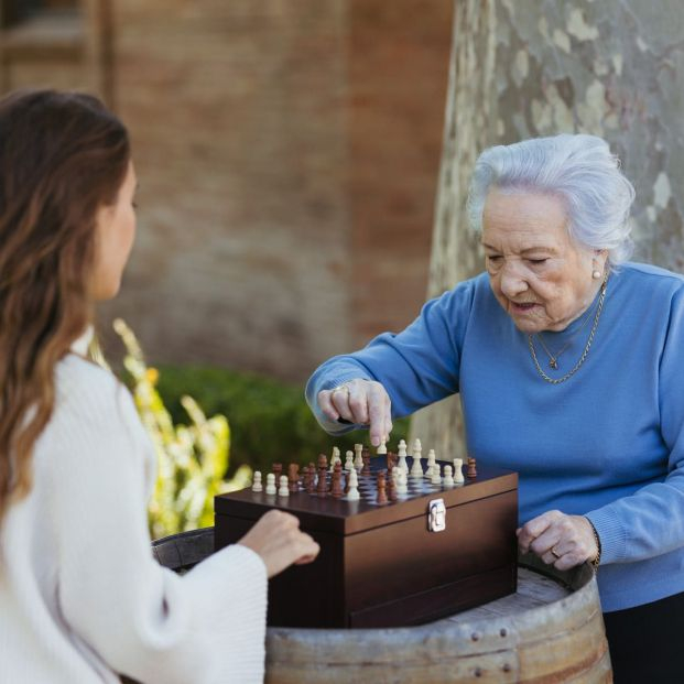 El cuidado de personas mayores: mucho más que un simple acompañamiento