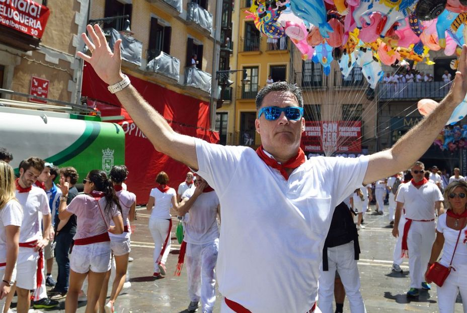 bigstock People celebrate San Fermin fe 176971084