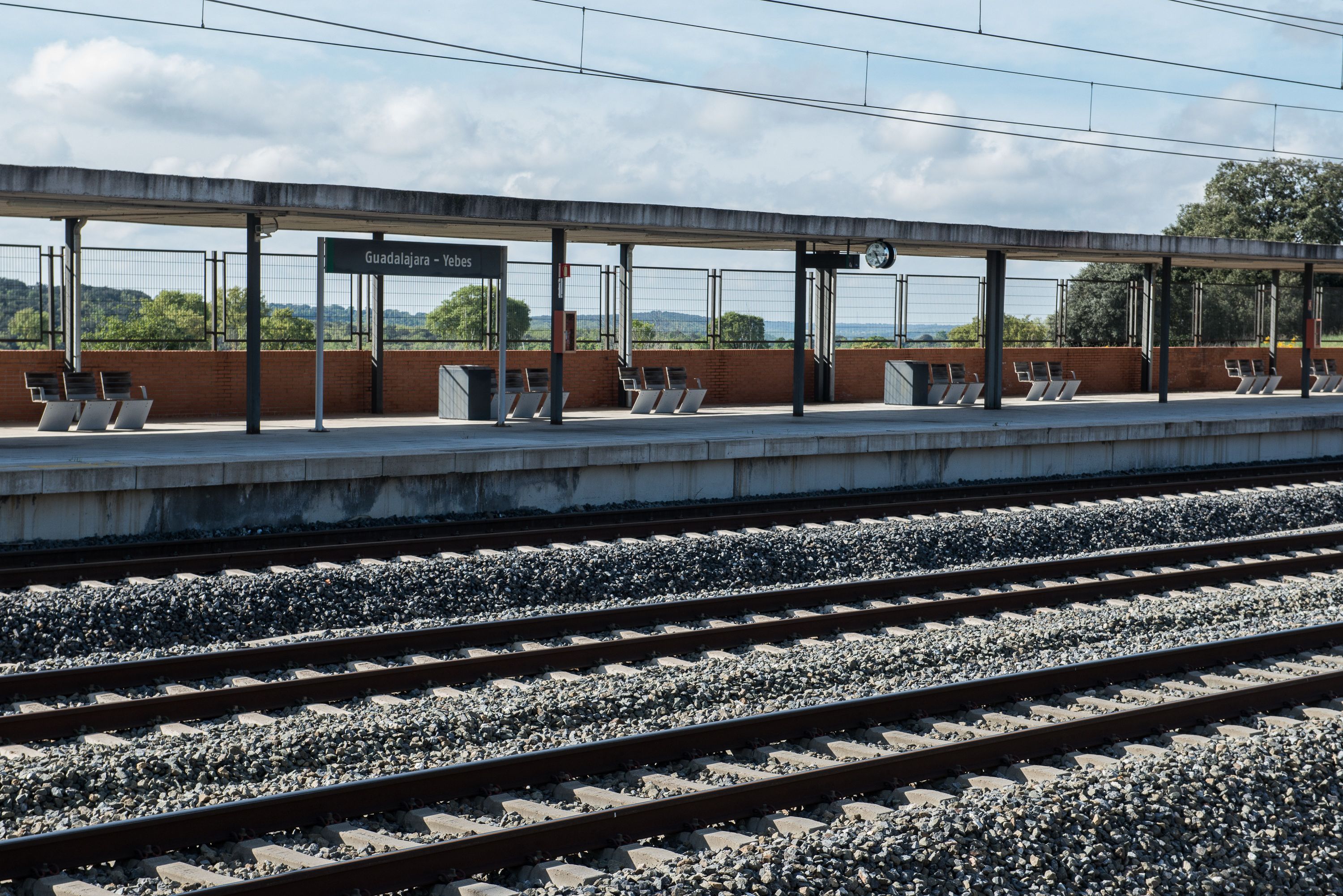 Indignación con la tardanza del tren a Guadalajara