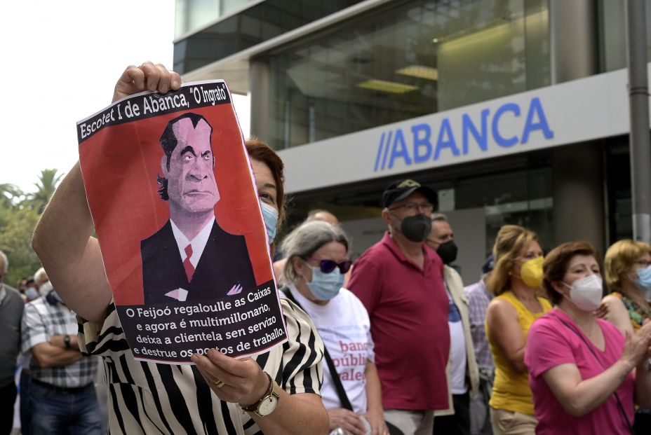 Abanca no ha dejado de cerrar oficinas pese a su compromiso con los mayores y el medio rural. Foto: EuropaPress 