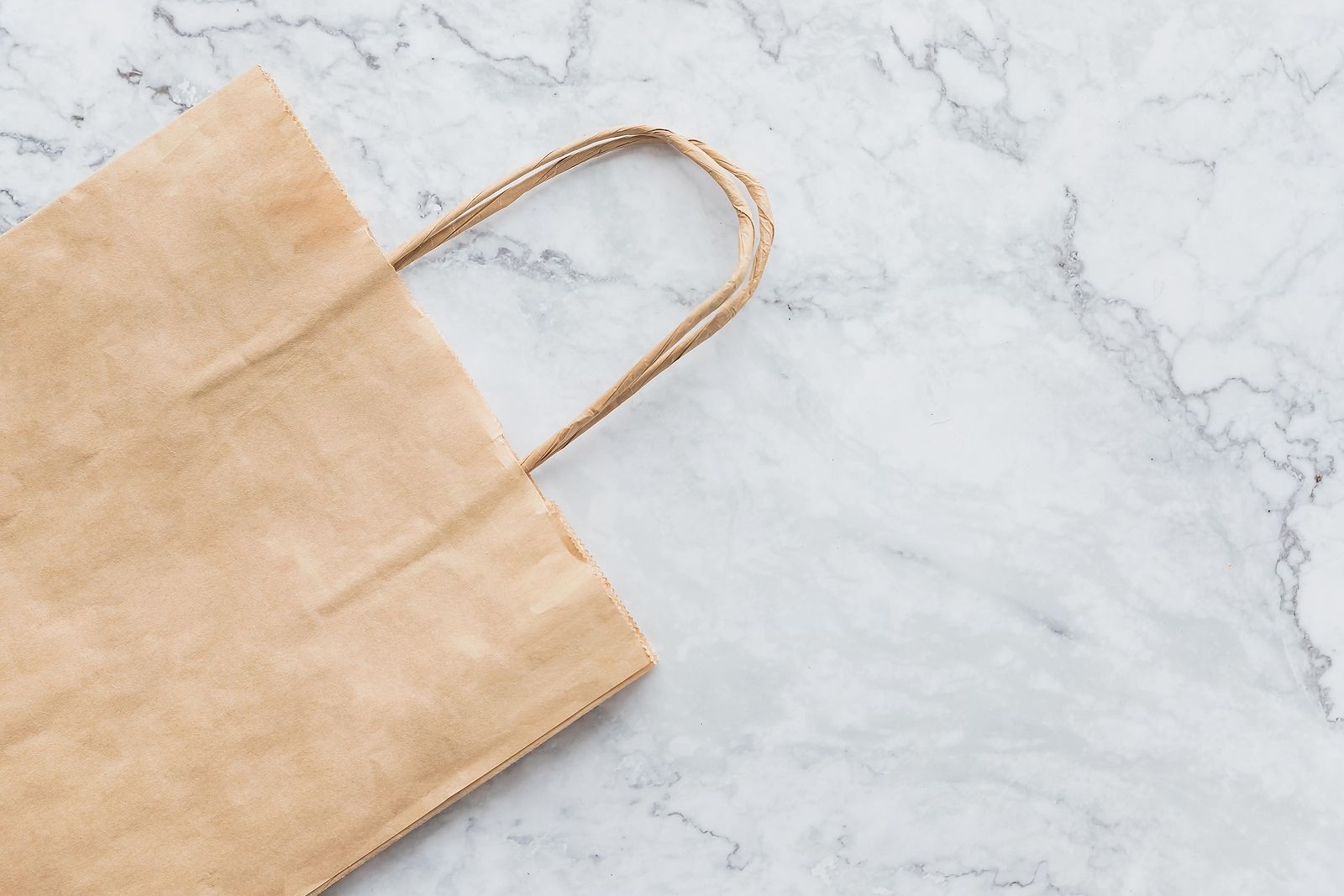 El truco viral para tener ordenadas las bolsas de la compra en casa El truco viral para tener ordenadas las bolsas de la compra en casa