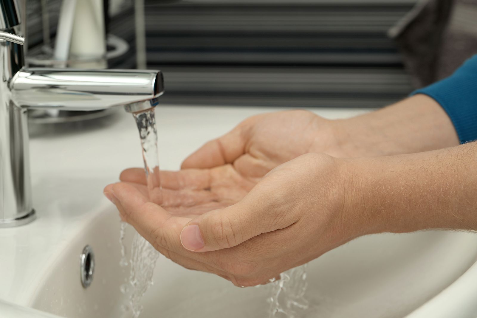 Fallece un hombre por la ameba 'comecerebros' tras limpiarse la nariz con agua del grifo. Foto: Bigstock