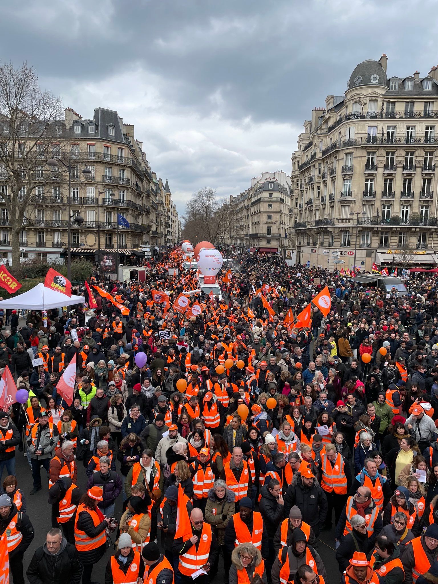Sexta huelga general en Francia por la reforma de las pensiones, que sube la jubilación a 64 años