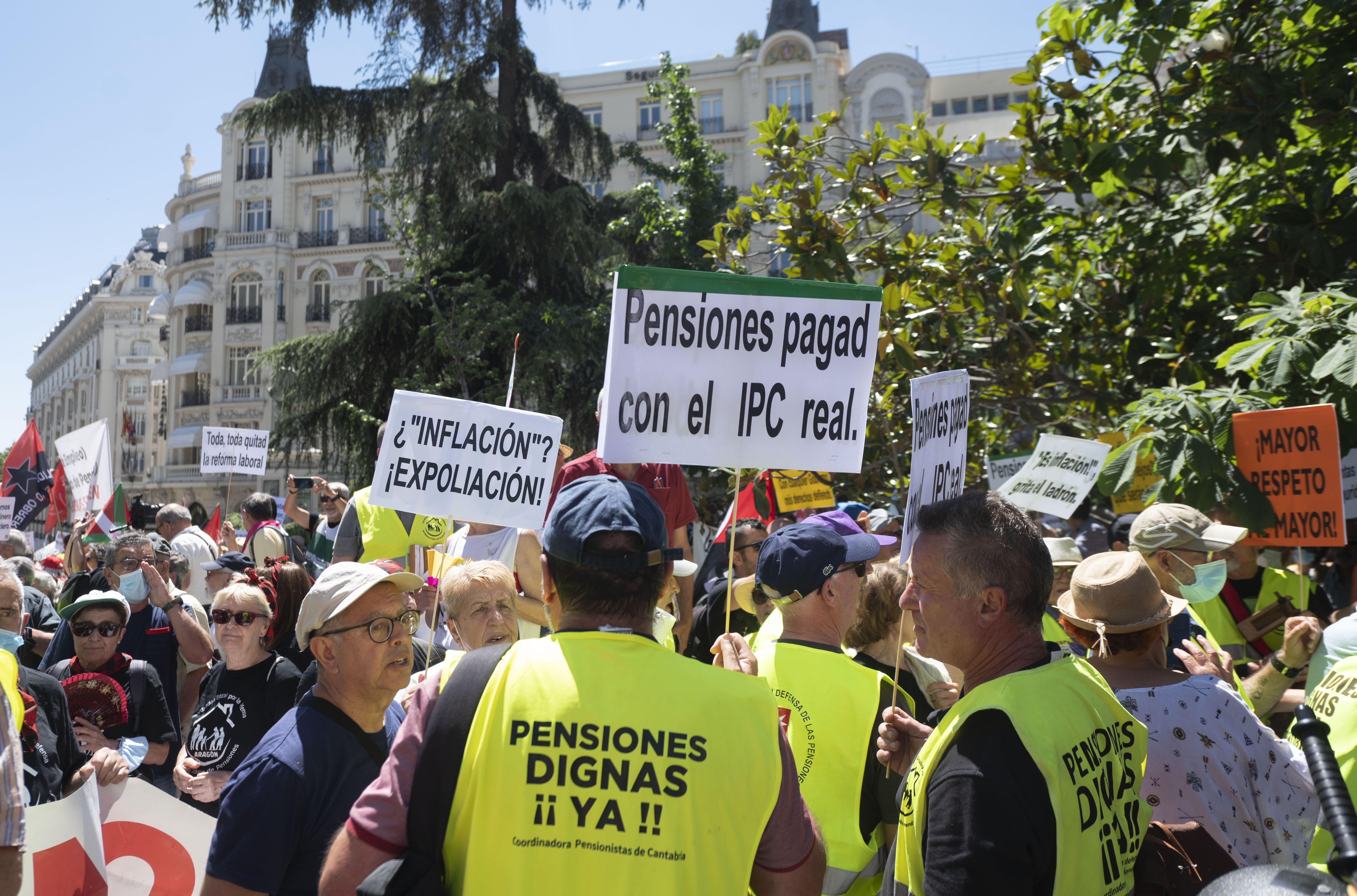 Reforma de pensiones: cambio en el periodo de cálculo, cuota de solidaridad y mejora de las mínimas