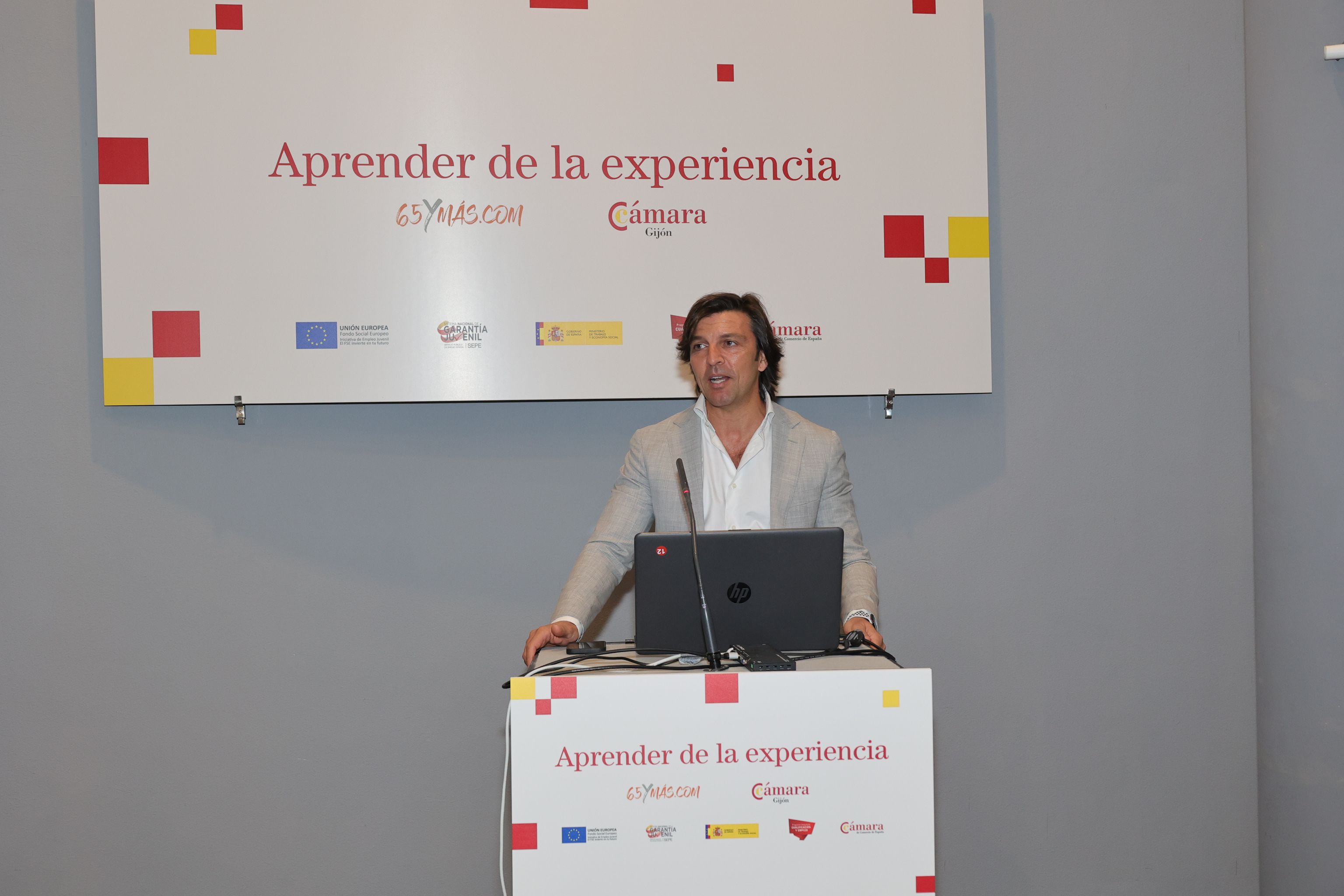 Iván Maroto (Correos Market): "Ayudamos a Pymes y emprendedores a potenciar la venta online"