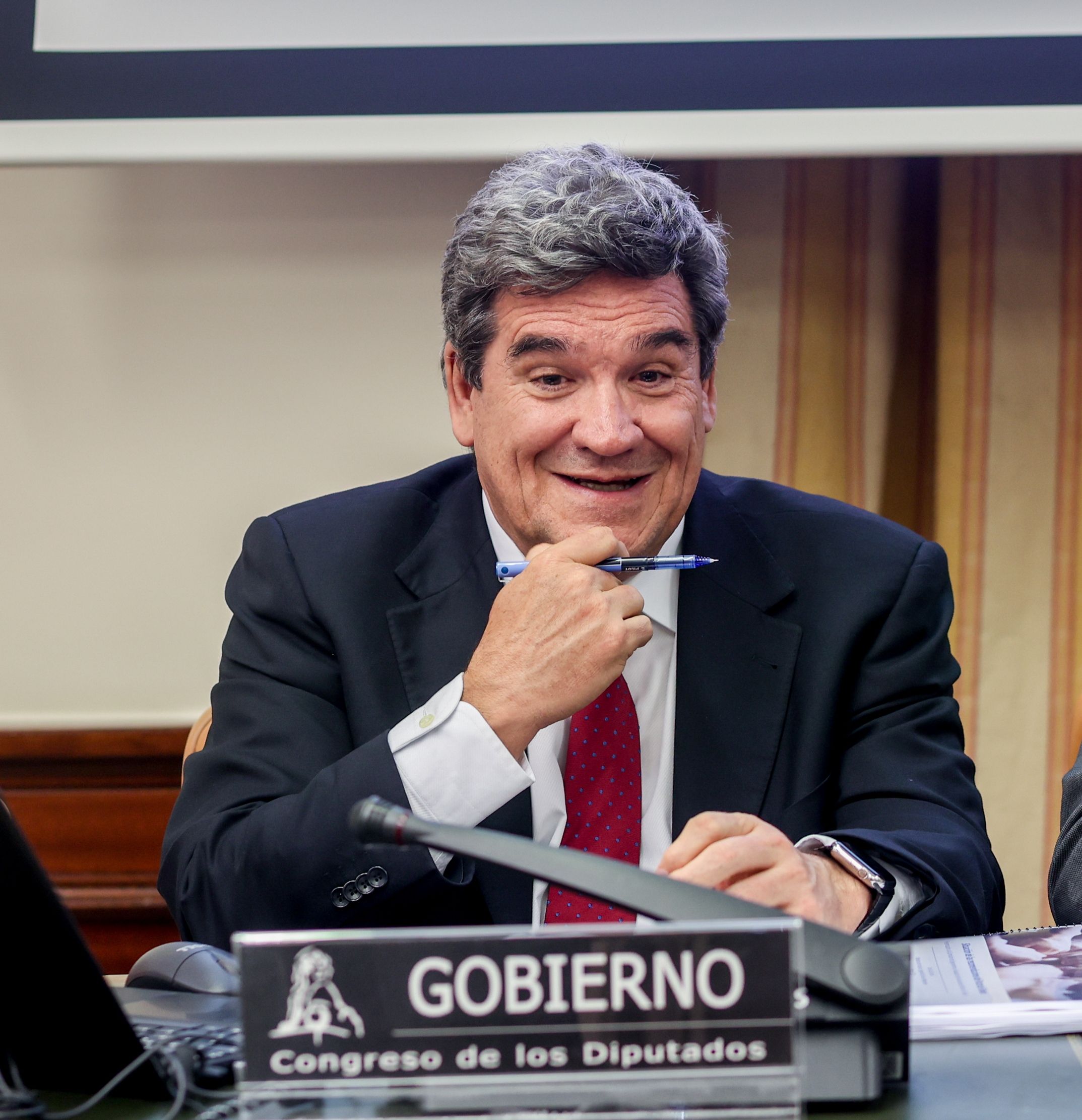 Vía libre a la reforma de pensiones, que sube las pagas mínimas y permite elegir los mejores años