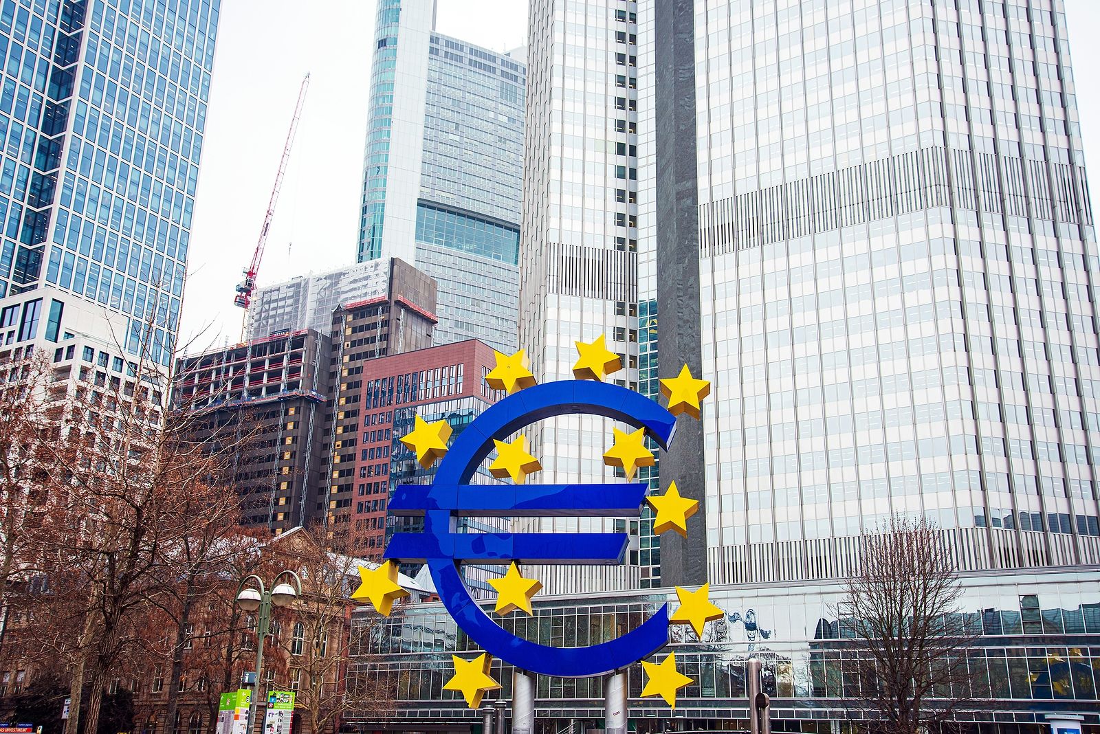 El BCE sube los tipos de interés un 0,50%, hasta el 3,5%, pese a las turbulencias financieras