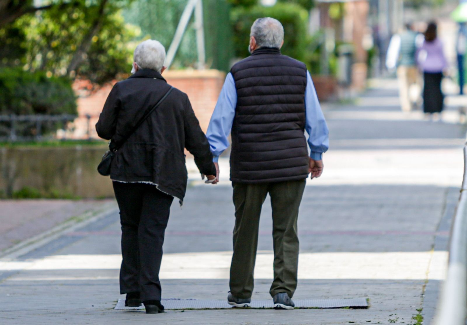 Pensiones no contributivas: casi medio millón de personas subsisten con 500 euros al mes, o menos