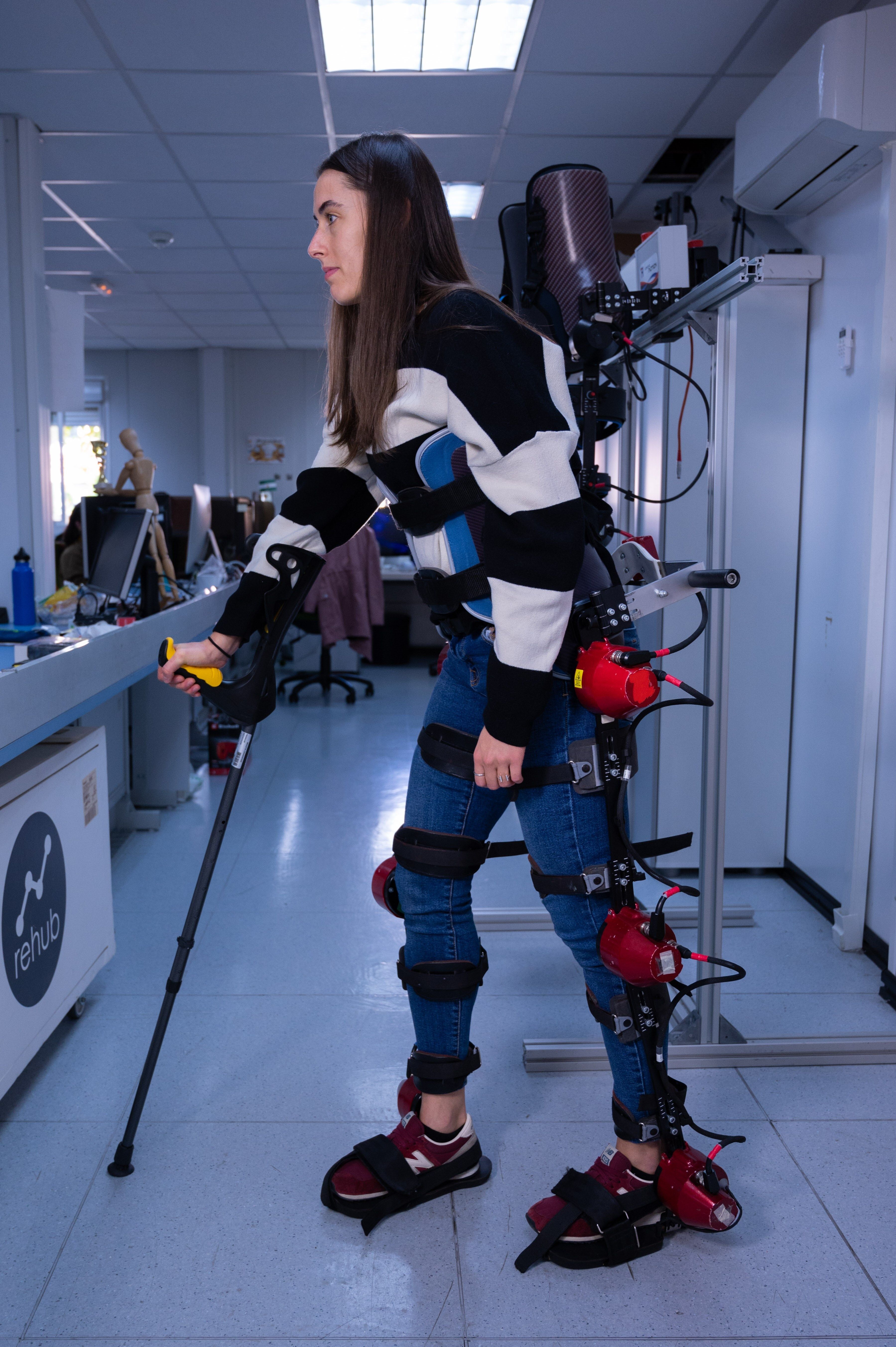 El CSIC desarrolla exoesqueletos robóticos que ayudan al cerebro a caminar