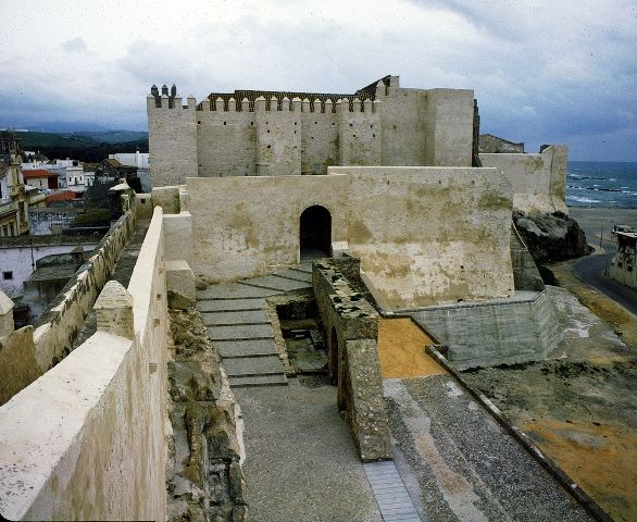 Castillo de Guzmán el Bueno
