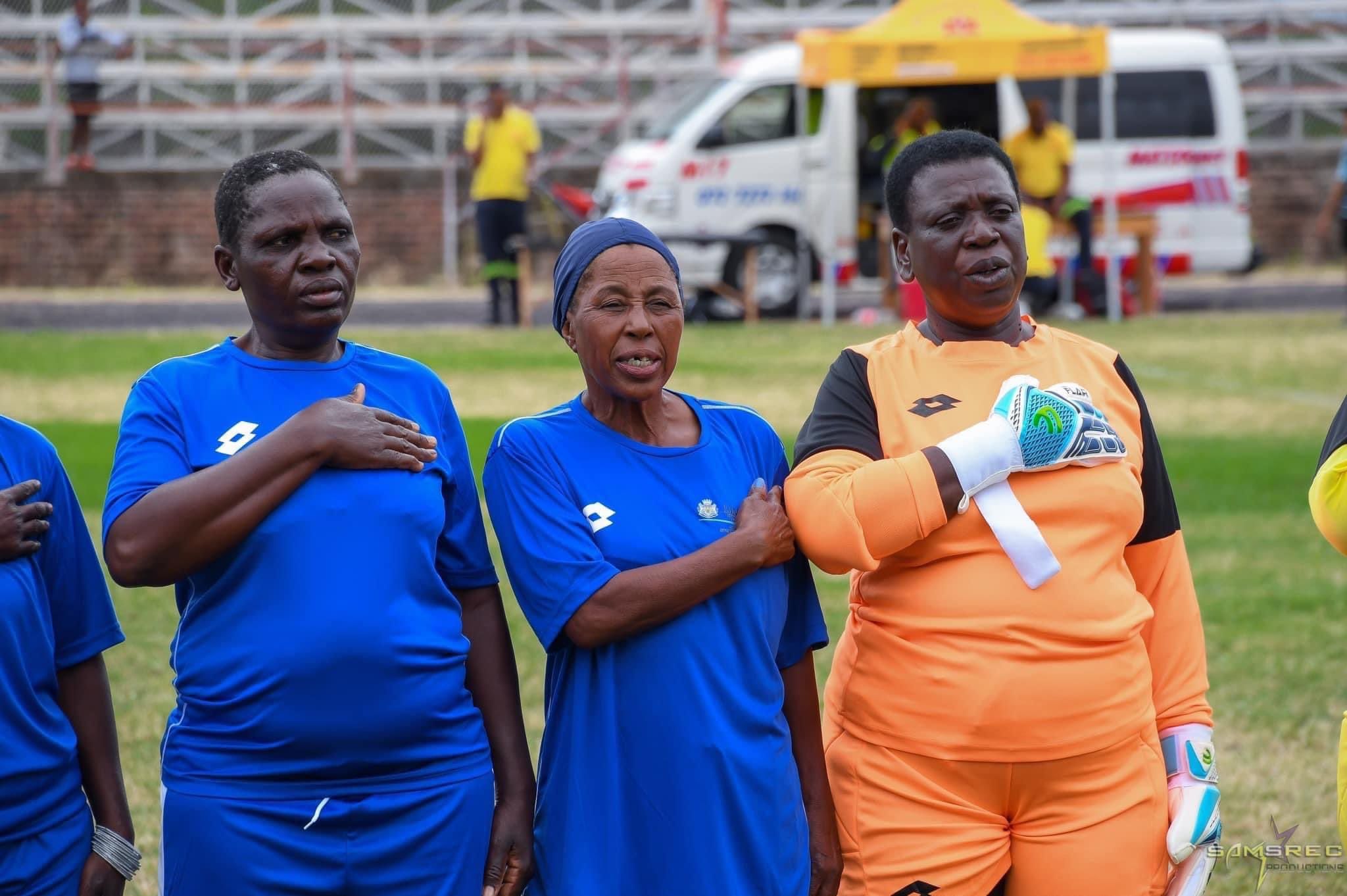 Las 'abuelas futbolistas' cumplen su sueño: ya tienen su propio Mundial