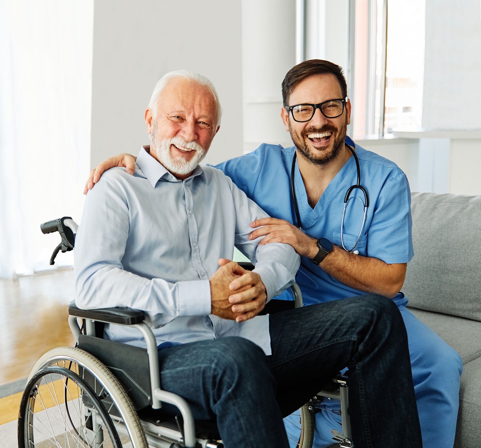DKV te permite contratar un seguro de salud hasta los 75 años