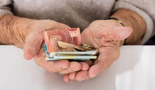 Algunas consideraciones sobre el sistema público de pensiones