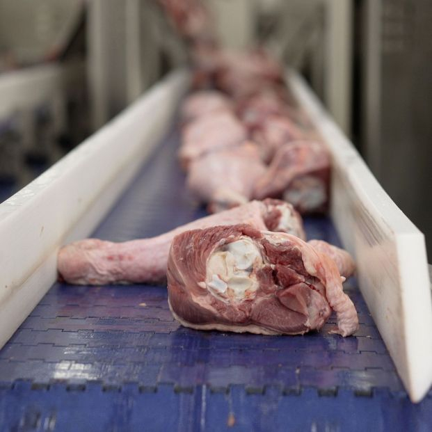 Encuentran bacterias multirresistentes en el 40% de las muestras de carne de los supermercados