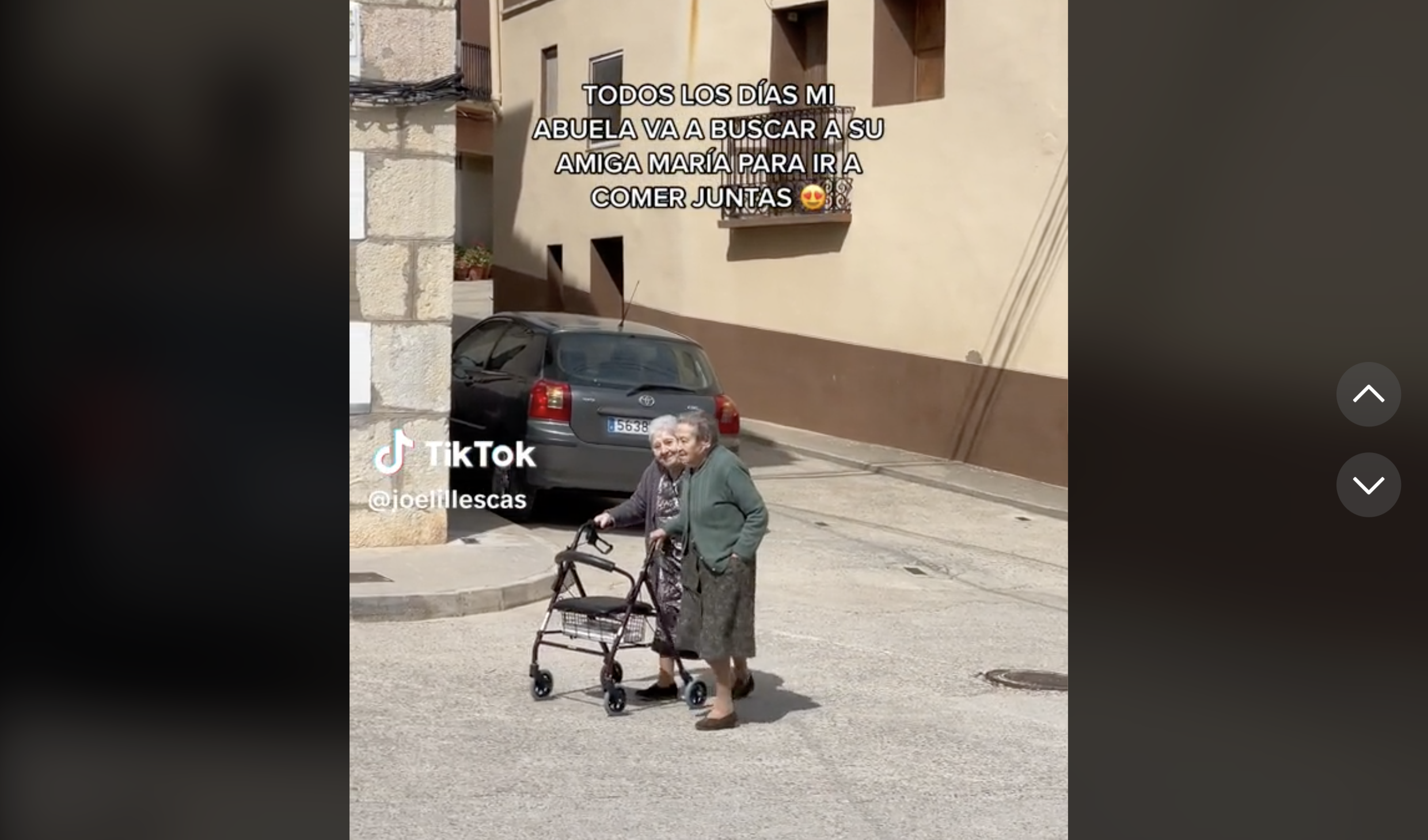 La amistad de dos mujeres mayores emociona en las redes: "Juntas aunque pasen los años" La amistad de dos mujeres mayores emociona en las redes: "Juntas aunque pasen los años"
