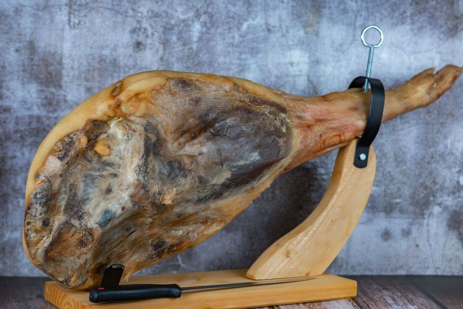 Jamón serrano bigstock 