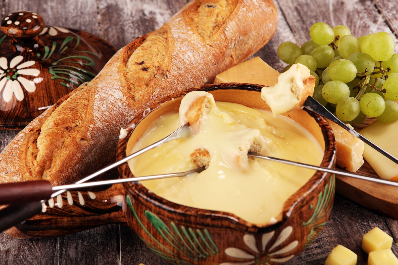 Cómo hacer fondue de queso sin vino