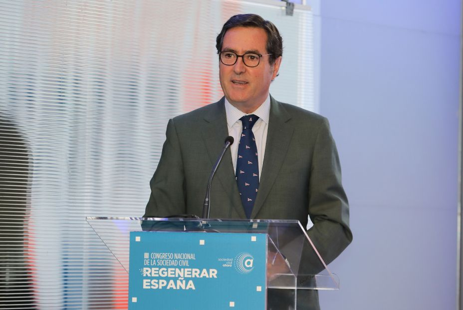Los mayores reclaman su papel en la sociedad : "Tenemos mucho que aportar" 