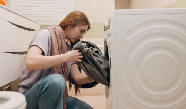 Cómo conseguir que el olor del suavizante dure más en la ropa. Foto: Bigstock