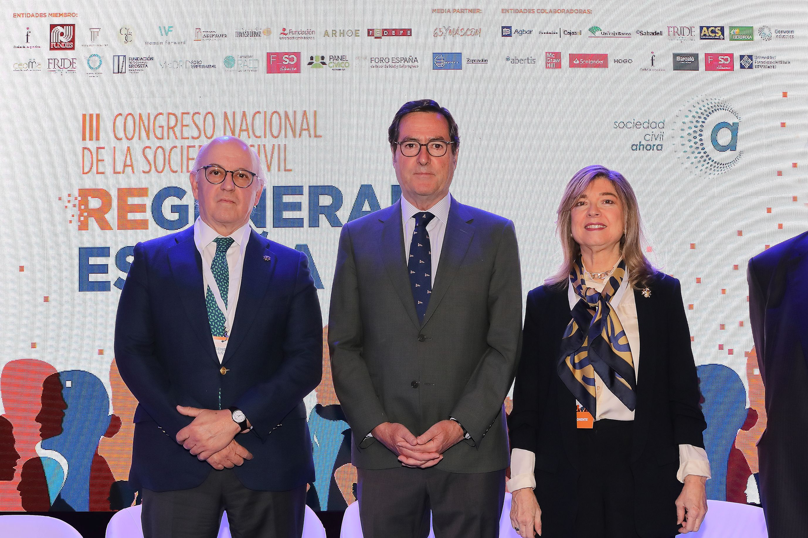 Los mayores reclaman su papel en la sociedad : "Tenemos mucho que aportar"