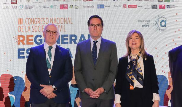 Los mayores reclaman su papel en la sociedad : "Tenemos mucho que aportar"
