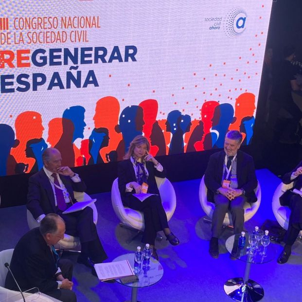 Los mayores reclaman su papel en la sociedad : "Tenemos mucho que aportar"