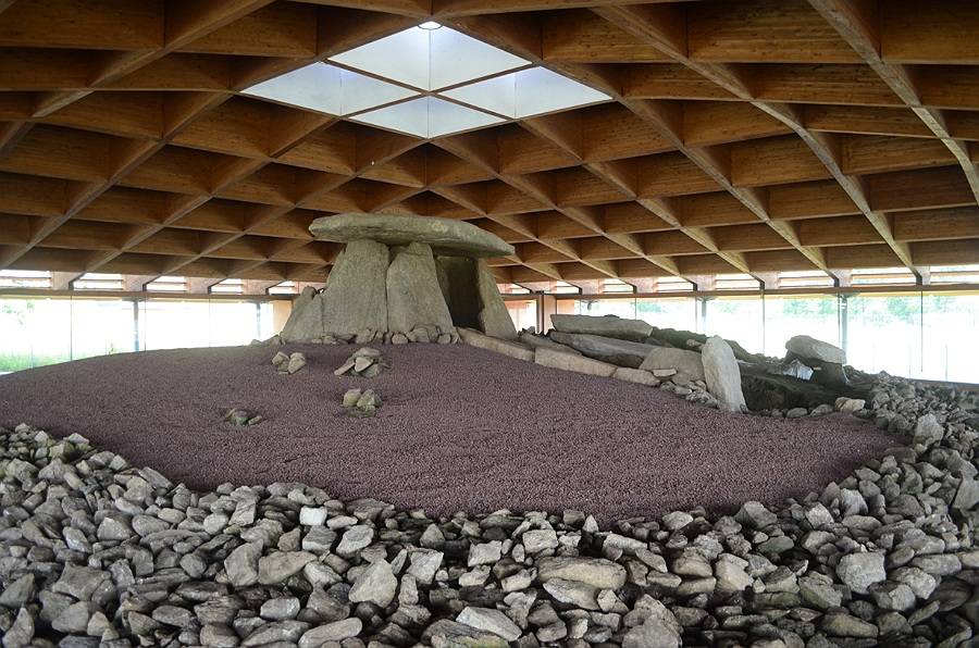 Centro Arqueológico Dolmen de Dombate