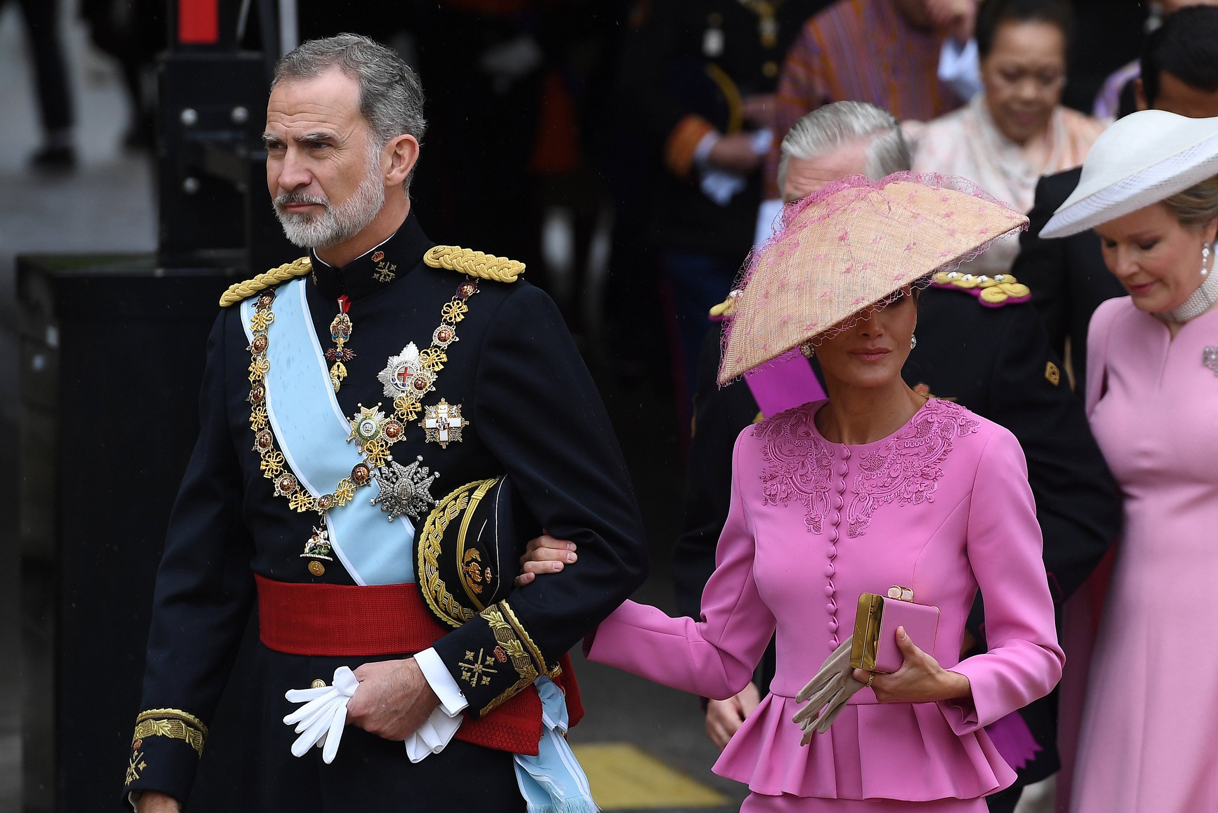 Cononación: Aciertos y errores de estilo de la Reina Letizia, Camila...