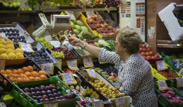 Pensión no contributiva: vivir con 500 euros en una España que lleva 2 años azotada por la inflación