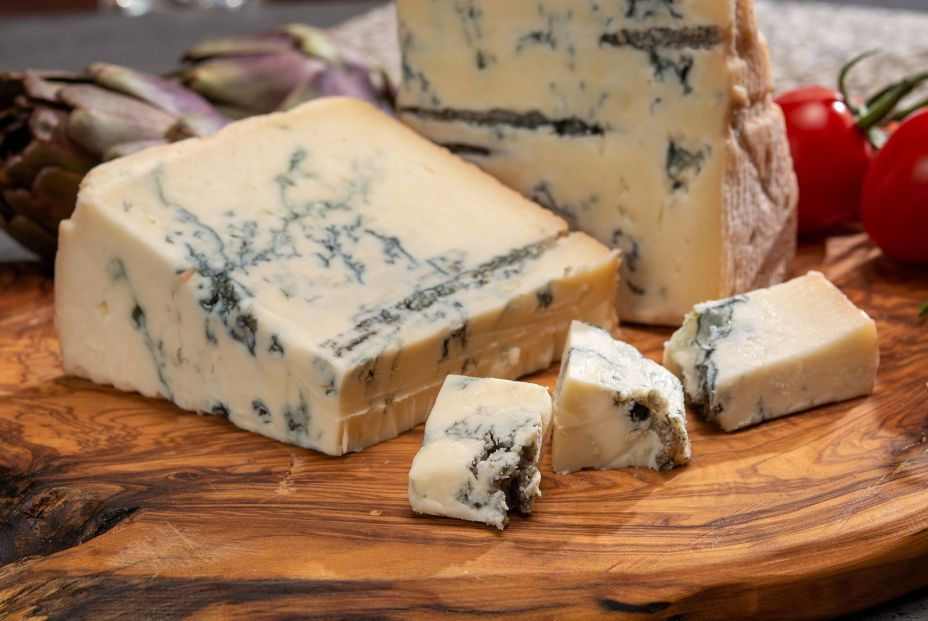 bigstock cheese collection italian gor 390657173 6 928x621