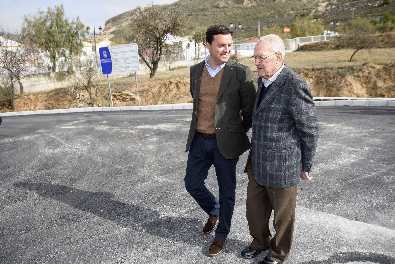 El alcalde más longevo de España vuelve a las urnas este 28-M a los 97 años