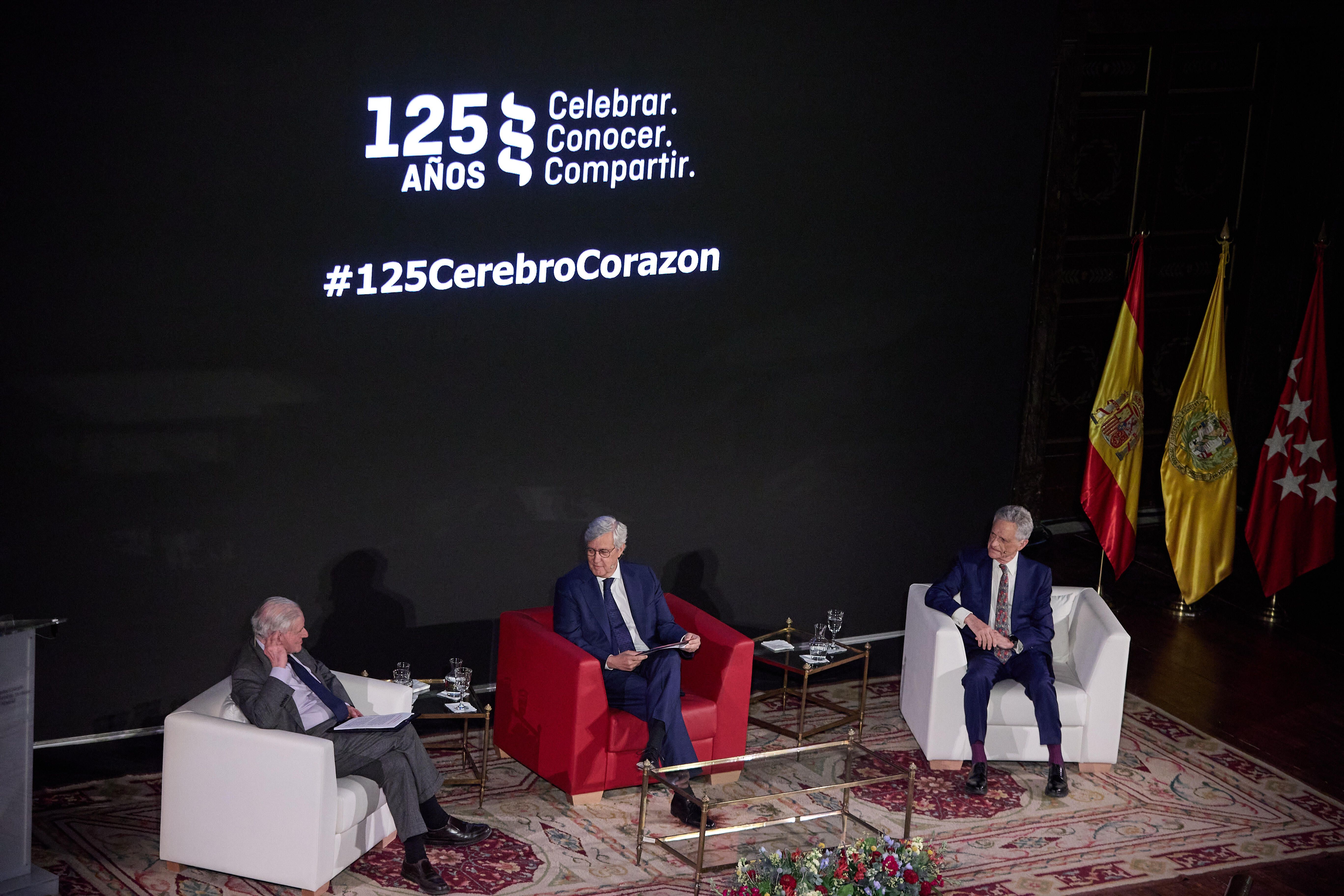 Los doctores Valentín Fuster y Luis Rojas Marcos dan las claves para cuidar corazón y cerebro