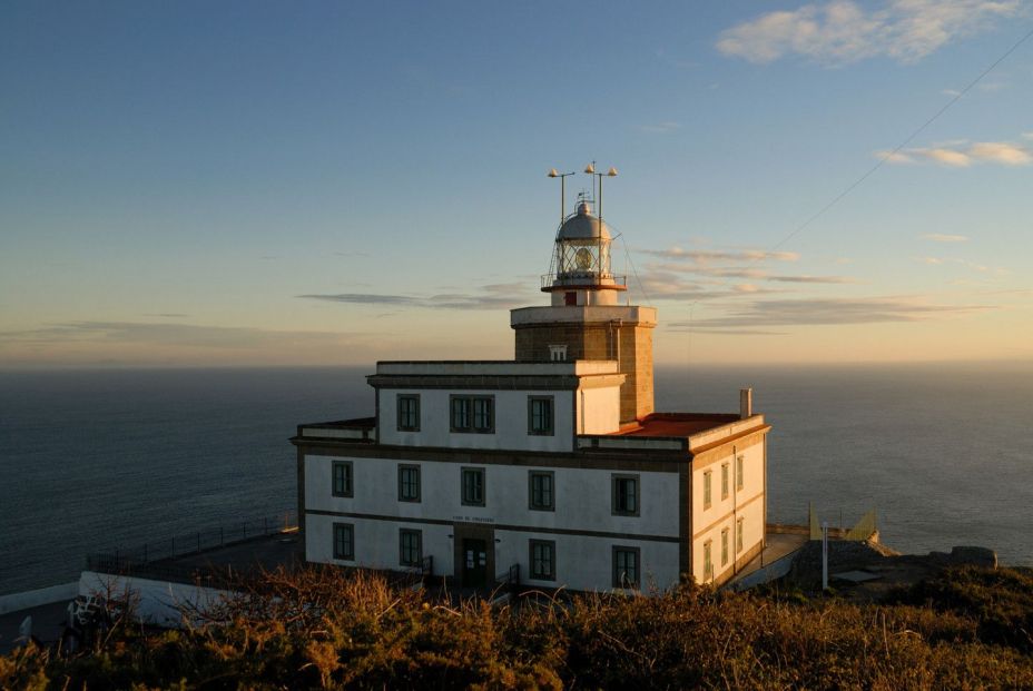 Faro de Fisterra. Turismo Galicia Faro de Fisterra. Turismo Galicia