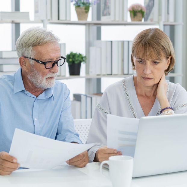 Las parejas casadas que unen sus finanzas pueden ser más felices y permanecer juntas más tiempo