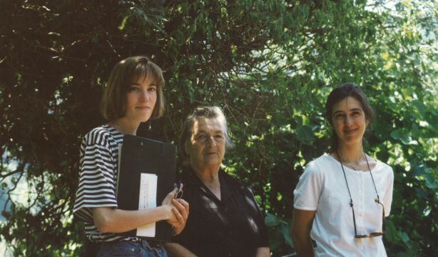 Inés Fernández-Ordoñez, filóloga: "La historia oral de los pueblos la escriben los mayores"