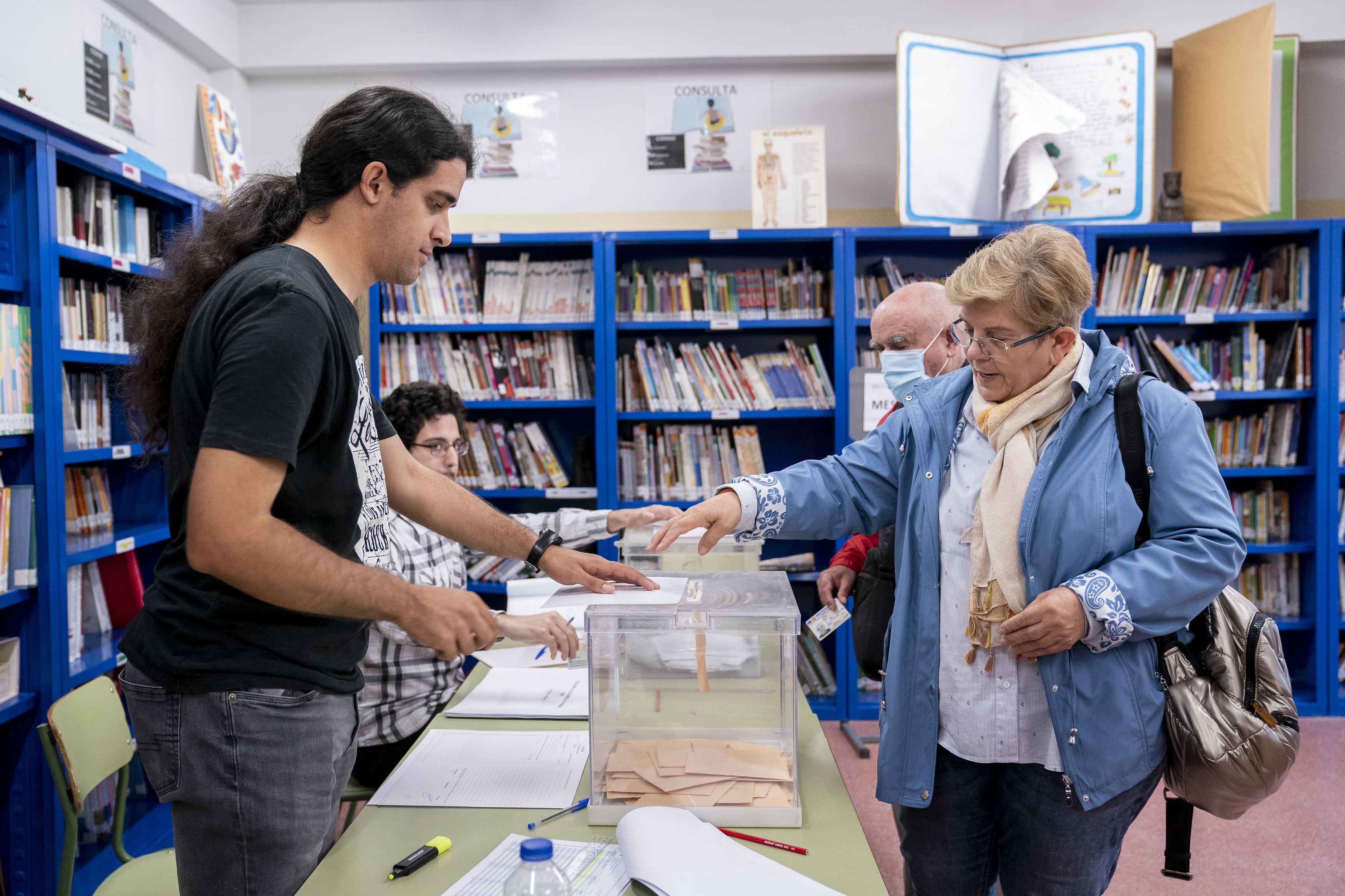 Tiempo de silencio mayor. Elecciones 28-M: la revolución sénior empieza a calar