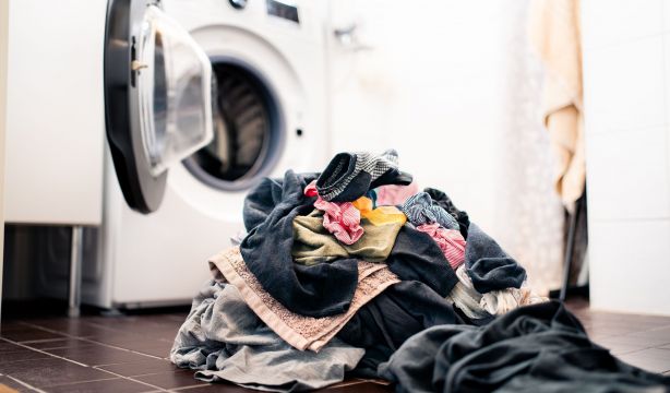 Cómo usar correctamente la secadora y otras formas de secar la ropa sin ella. Foto: Bigstock