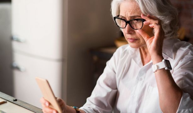 La CNMC multa con 55.000 euros a la operadora Dialoga por el uso indebido de números 902