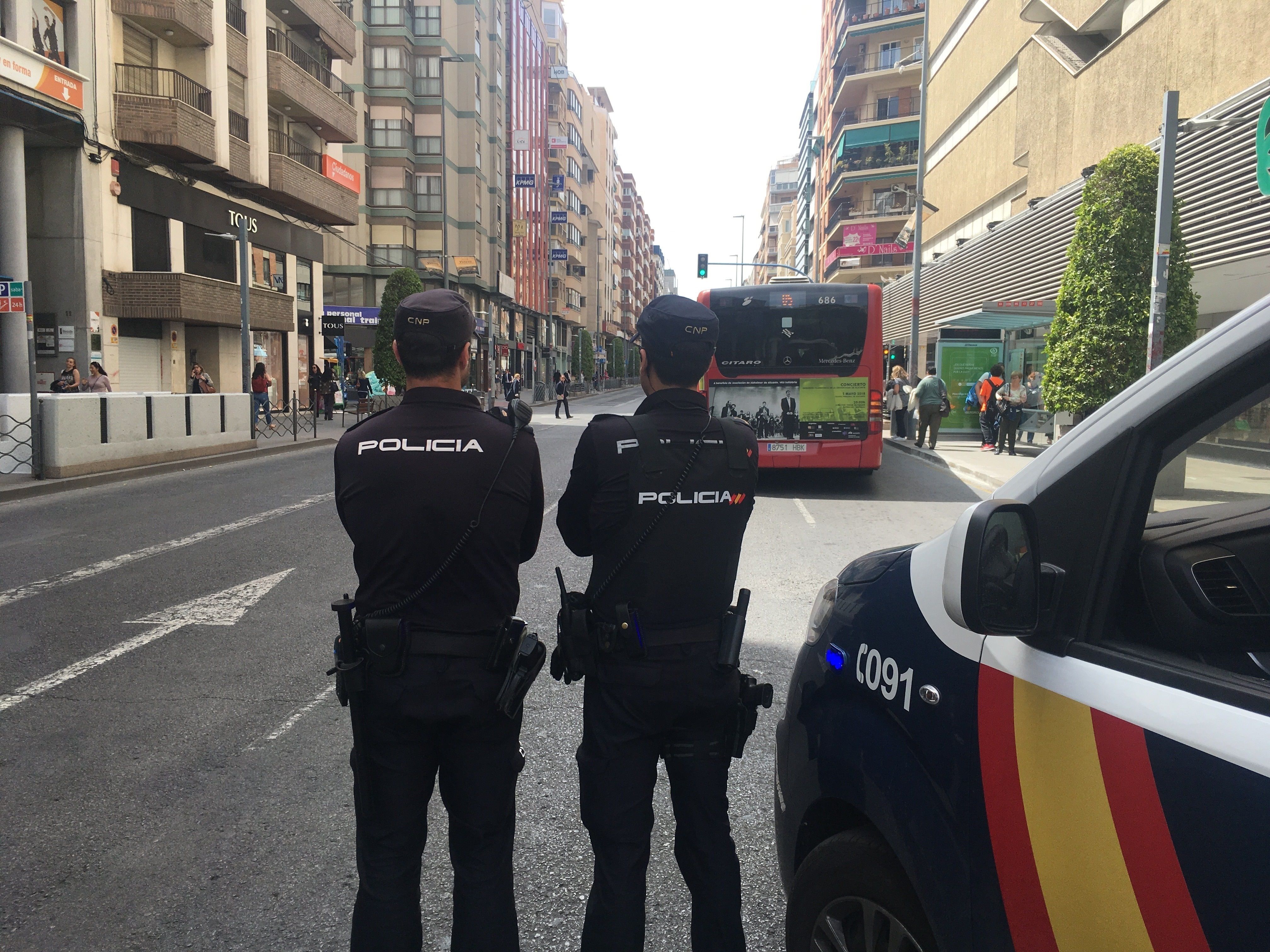 La Audiencia Nacional da la razón a un policía al que jubilaron por haber tenido cáncer