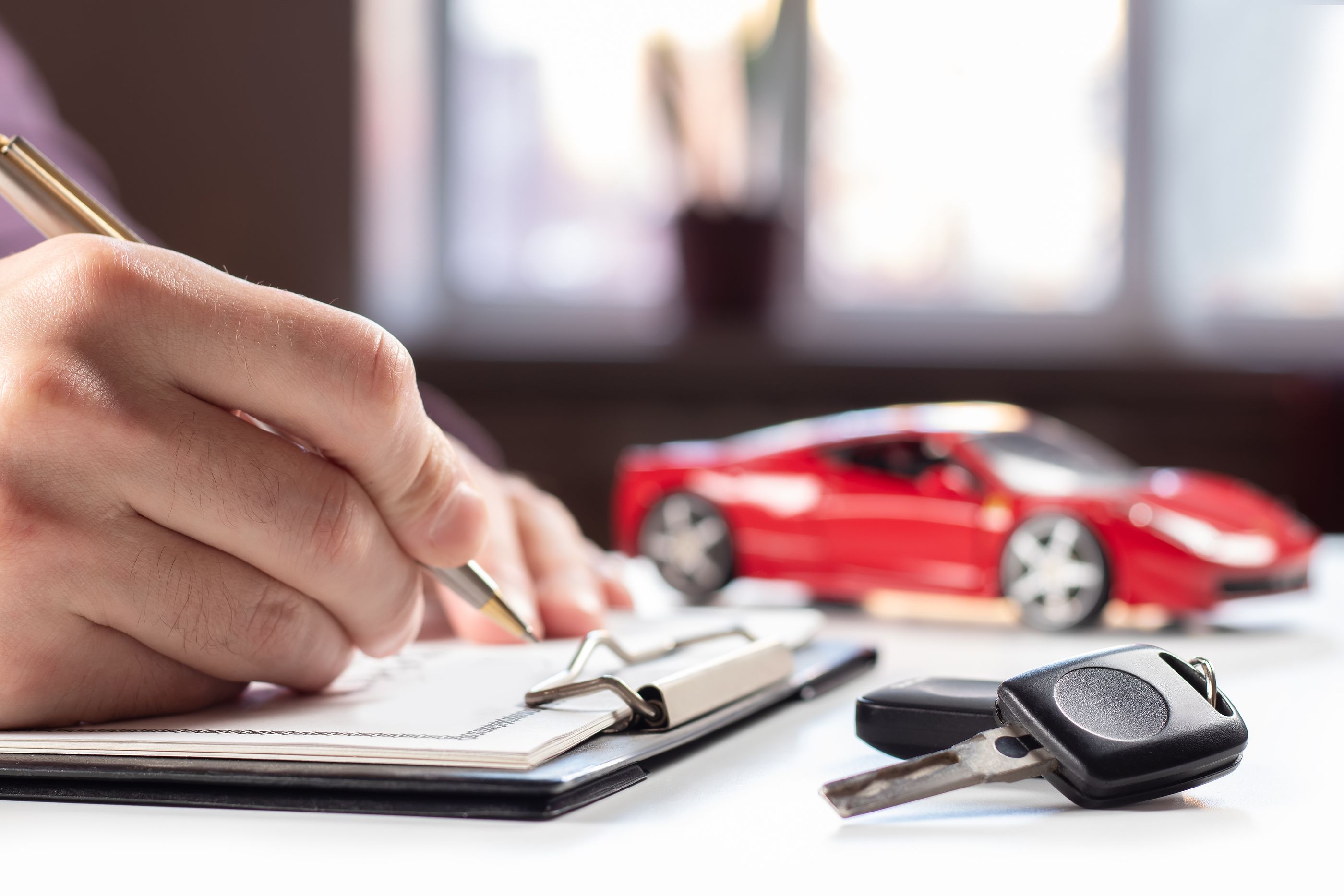 ¿Cuál es el kilometraje recomendado para comprar un coche de segunda mano? Foto: Bigstock