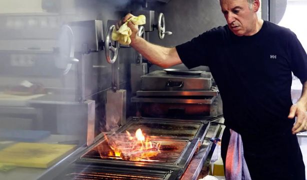Reyes de las brasas: los 7 mejores restaurantes-parrilla de España