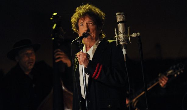 Bob Dylan cautiva Madrid sin móviles y con un repertorio alejado de la nostalgia