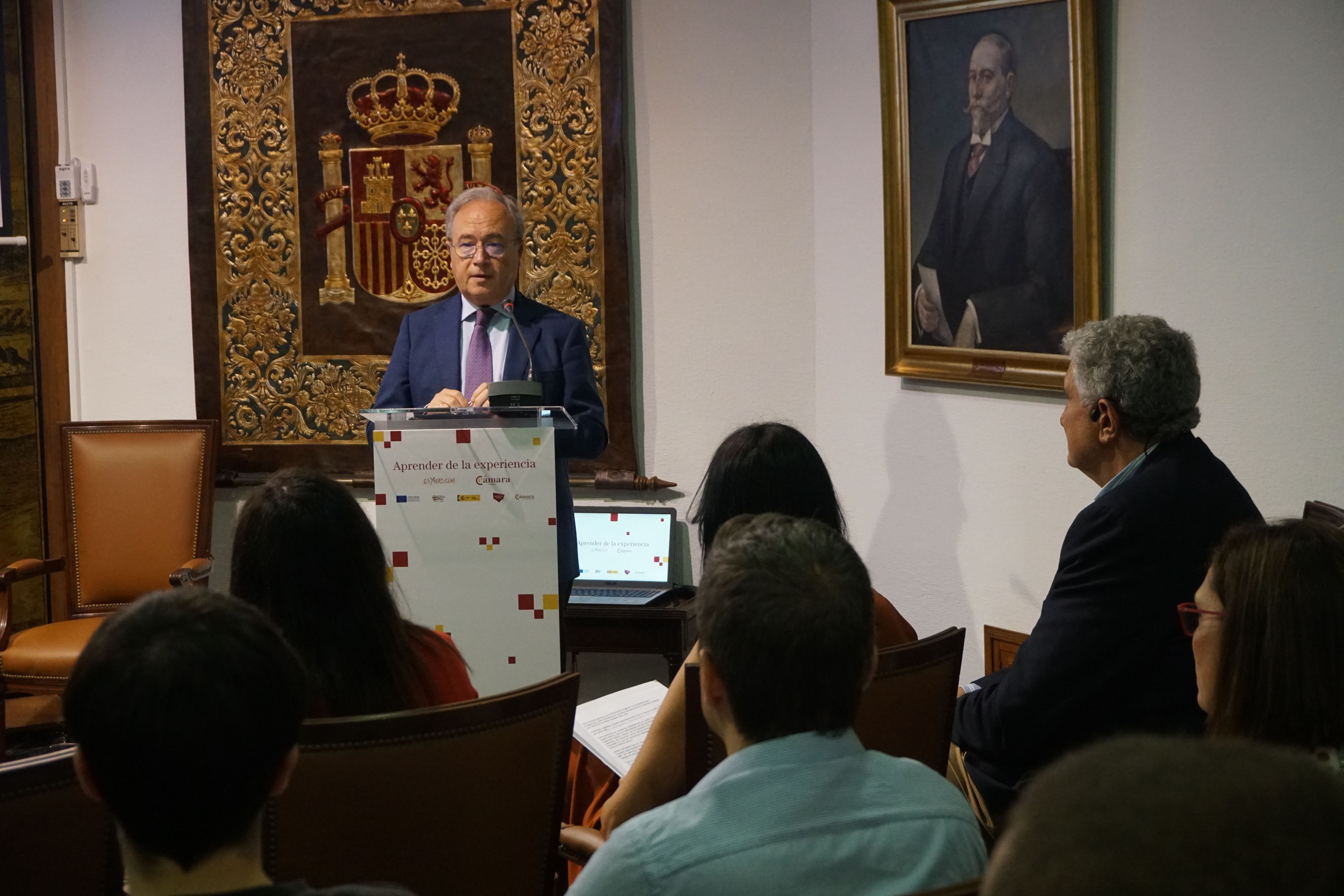 Antonio Díaz: "El diálogo entre generaciones es necesario para el impulso del tejido empresarial"