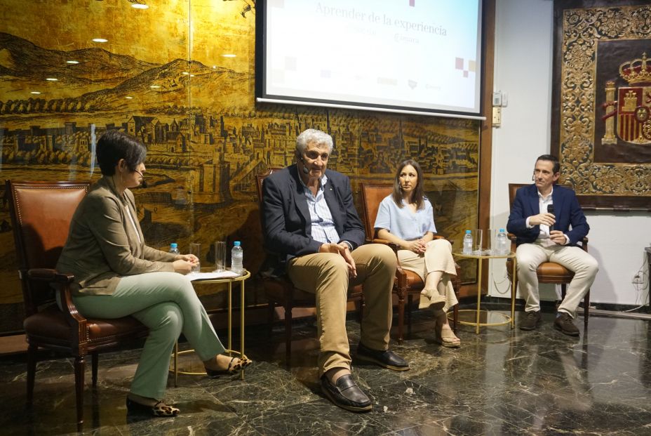 Antonio Díaz: "El diálogo entre generaciones es necesario para el impulso del tejido empresarial"