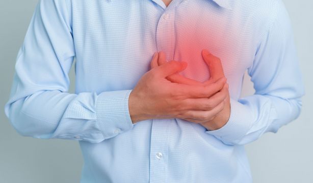 Los españoles que sufrieron un infarto durante el confinamiento vivirán 2 años menos